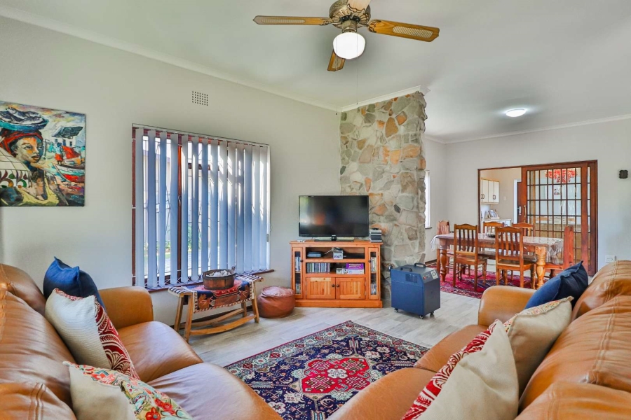 4 Bedroom Property for Sale in Hartenbos Central Western Cape